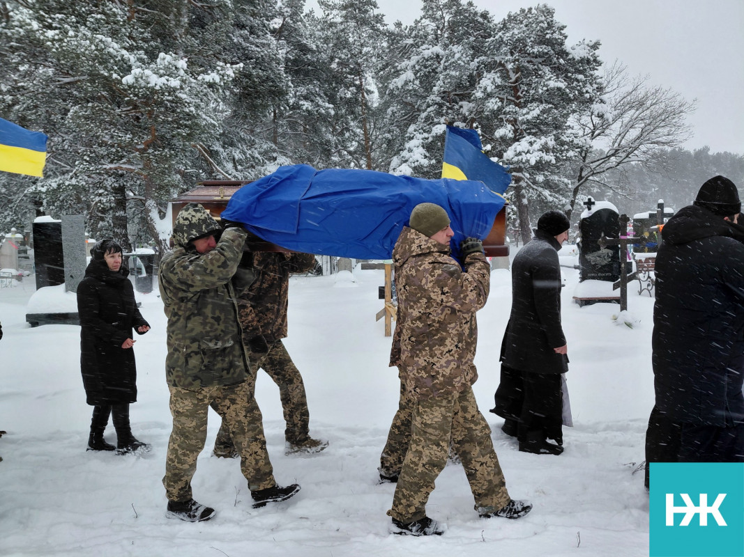 На Волині в останню дорогу провели воїна Анатолія Лукашевича