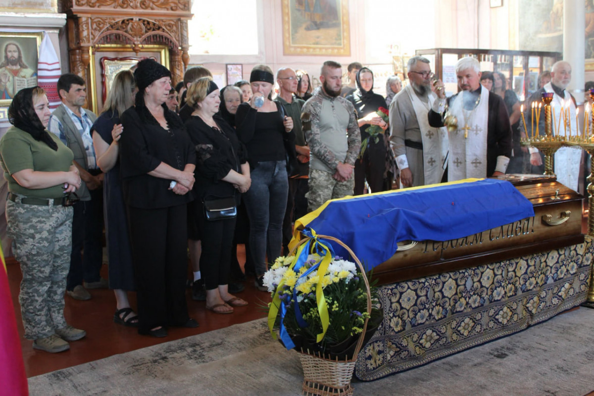 «Він ніколи не жалівся»: волиняни попрощалися із захисником Михайлом Присяжнюком