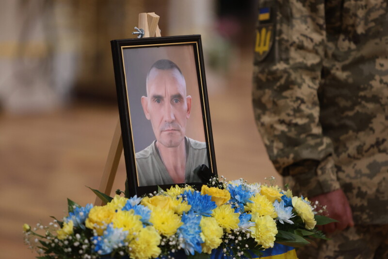 Луцьк у жалобі: в останню путь провели двох захисників, які загинули на фронті