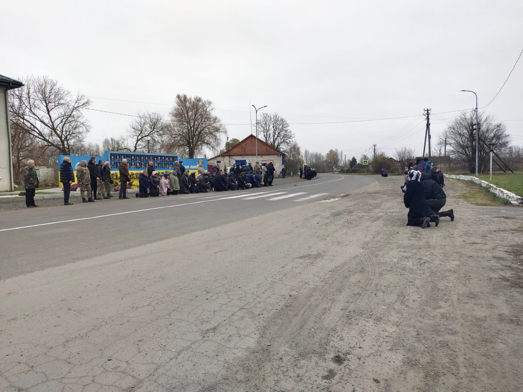 Заручився з коханою за кілька місяців до загибелі: на Волині попрощалися із 25-річним Героєм Андрієм Федоруком