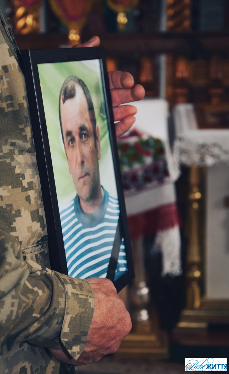 Загинув за Україну: на Волині в останню дорогу провели Героя Сергія Осійчука
