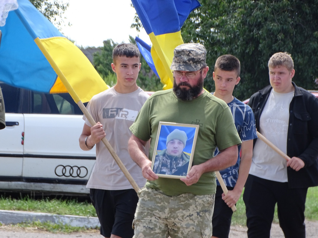 Героя повернули під час обміну тілами загиблих: на Волині в останню дорогу провели Івана Заблоцького