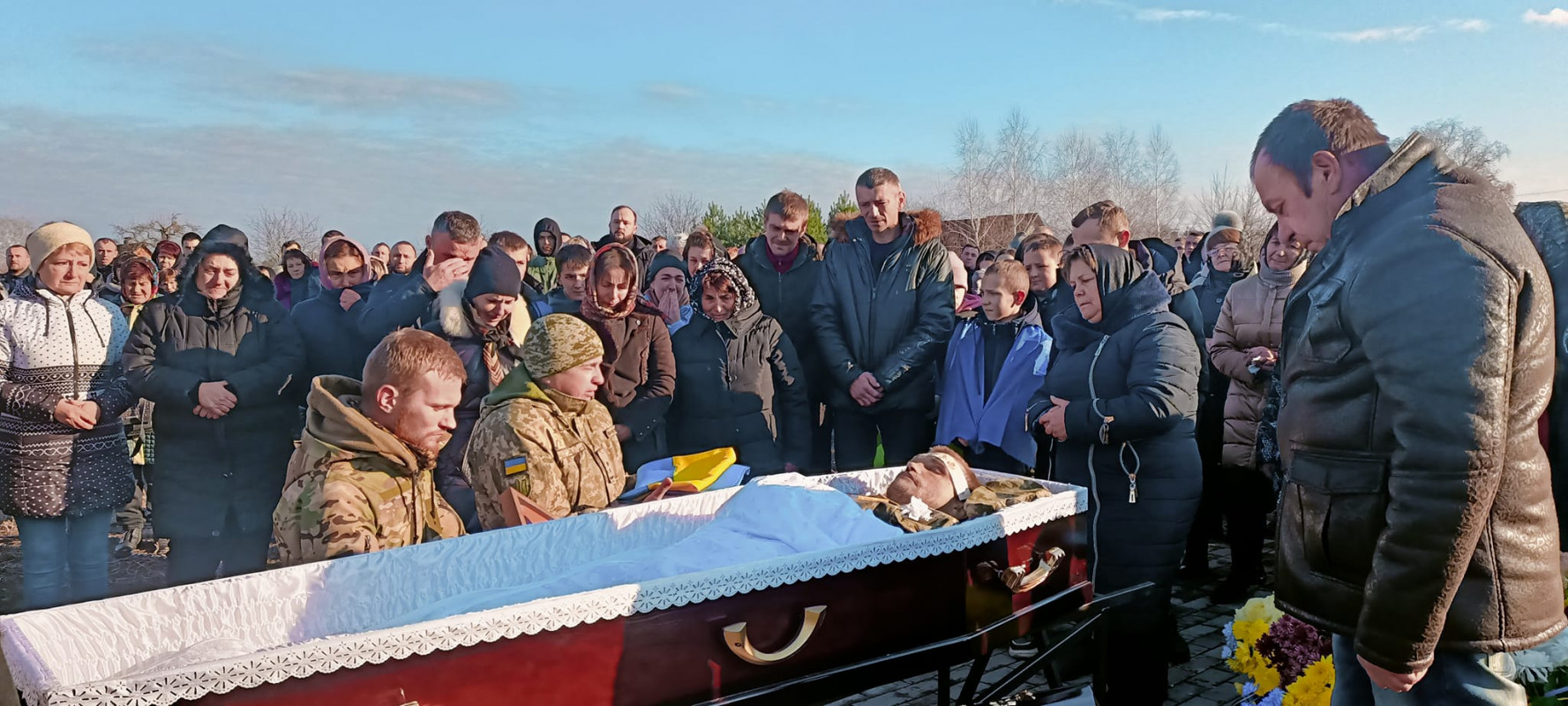 Деякий час вважався зниклим безвісти: у Луцькому районі поховали 31-річного Героя Василя Лучка