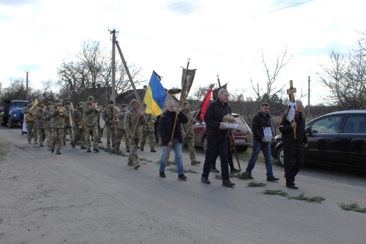 Півтора року невідомості: на Волині попрощалися із загиблим на Курщині Валентином Волошиним