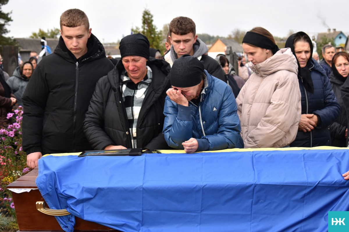Мобілізували навесні цього року: на Волині в останню дорогу провели Героя Руслана Русила
