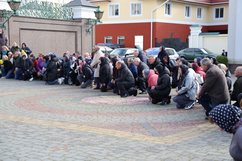 У Луцьку попрощалися із захисником України Віктором Калеником