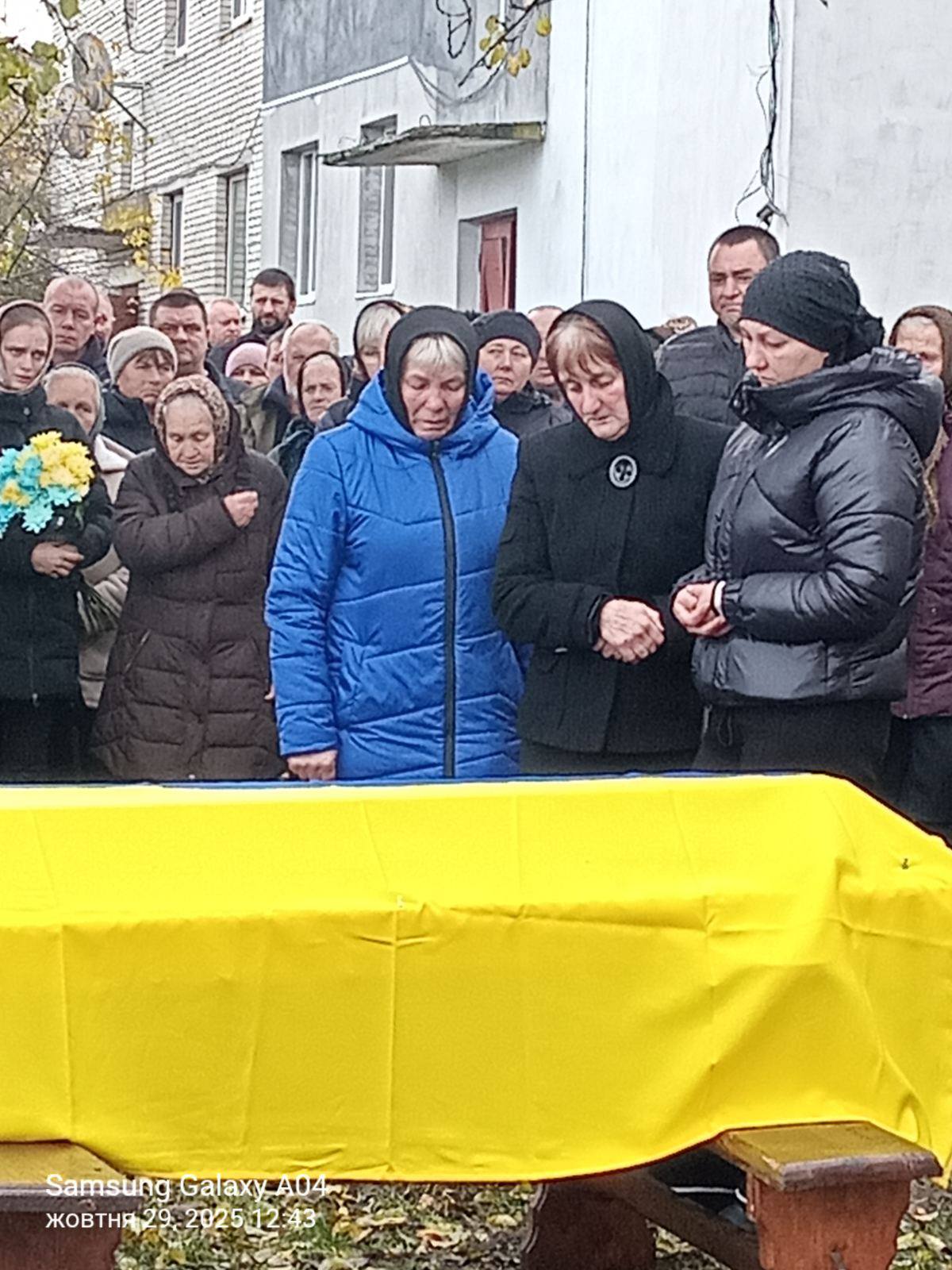 На Волині попрощалися із захисником Іваном Воронюком, який тривалий час вважався зниклим безвісти