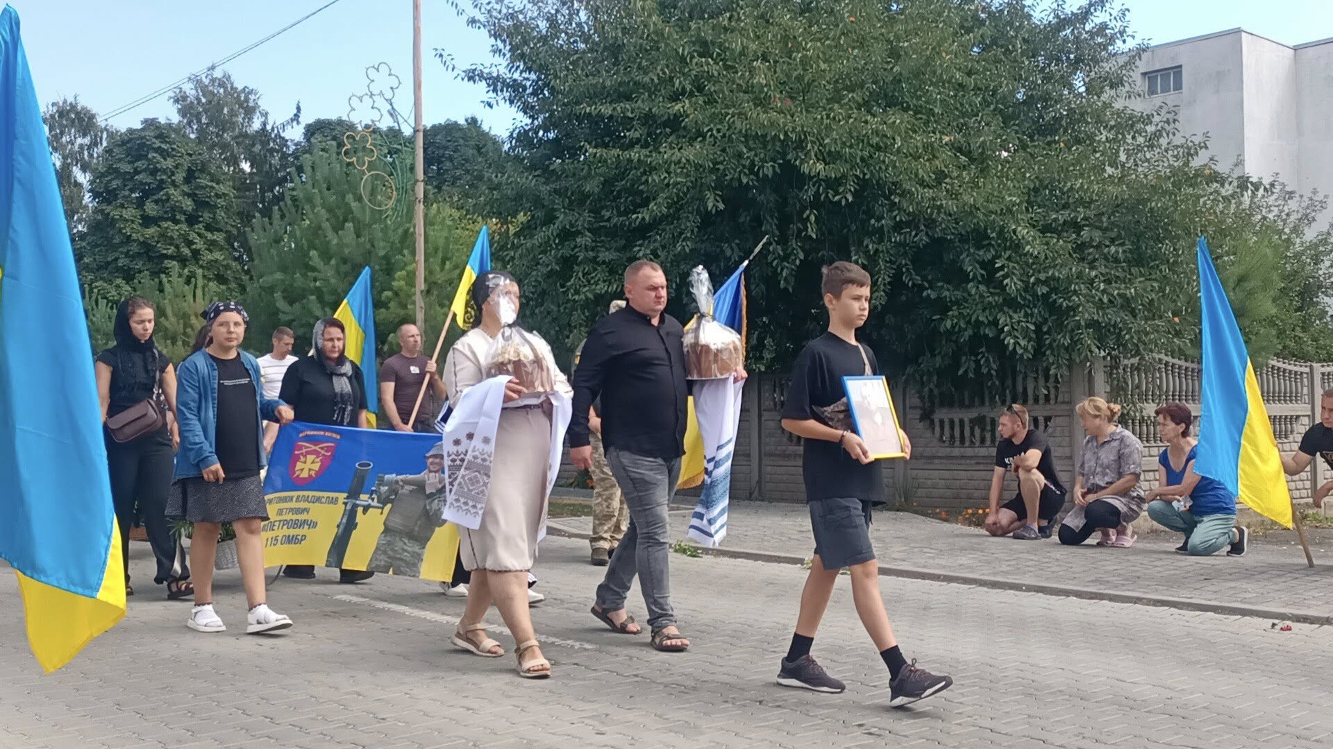 Планував весілля з коханою, але не судилося: біля Луцька попрощалися з Героєм Владиславом Харитонюком