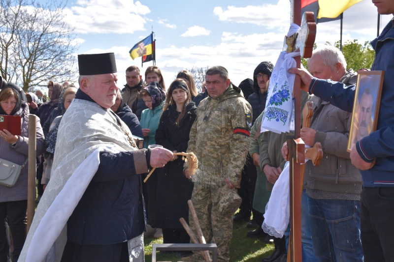 На Волині в останню земну дорогу провели Героя Олександра Сернюка