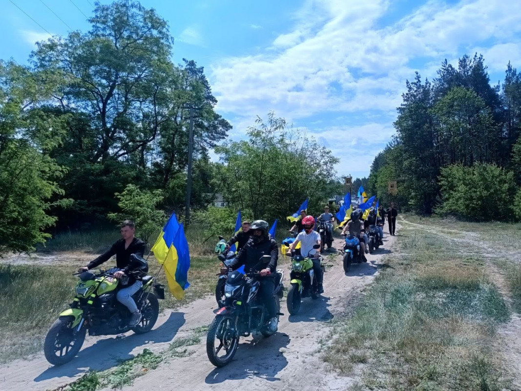 Загинув внаслідок удару FPV-дрона: на Волині попрощалися із Героєм Василем Кавасом