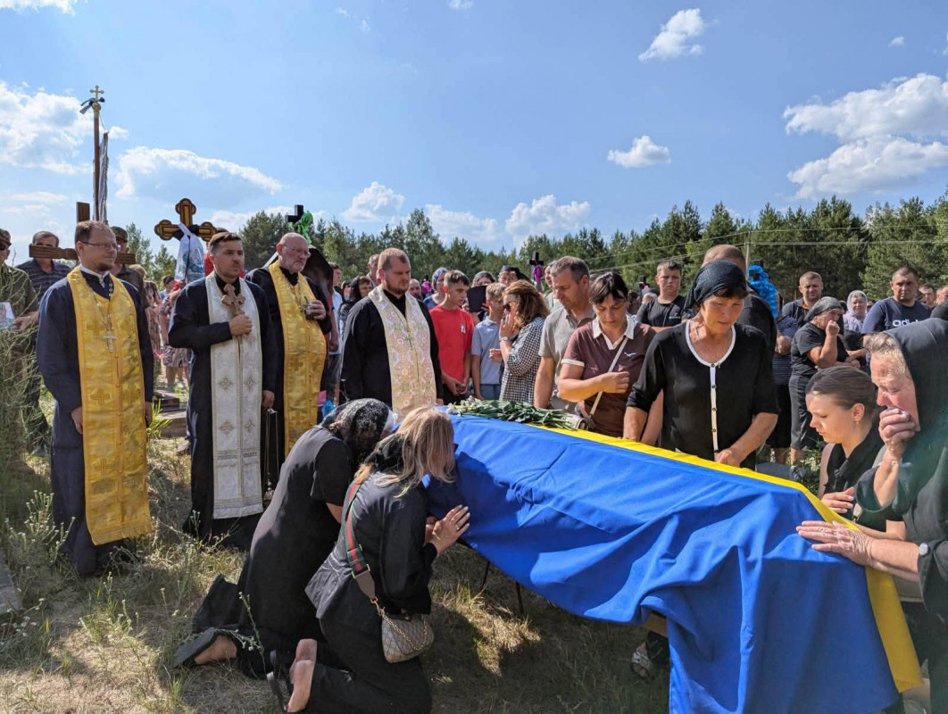 Два роки між надією і болем: на Волині попрощалися із захисником Петром Якимовим