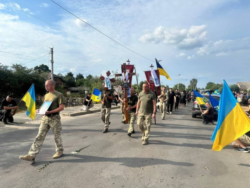 На Волині поховали 25-річного Героя Артура Фринаса