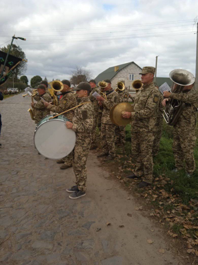 Воював три місяці: на Волині провели в останню путь 26-річного Героя Артура Новосада