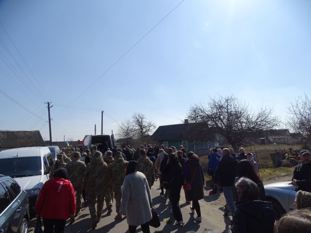 На Волині провели в останню путь Героя Василя Кравчука, який загинув два роки тому