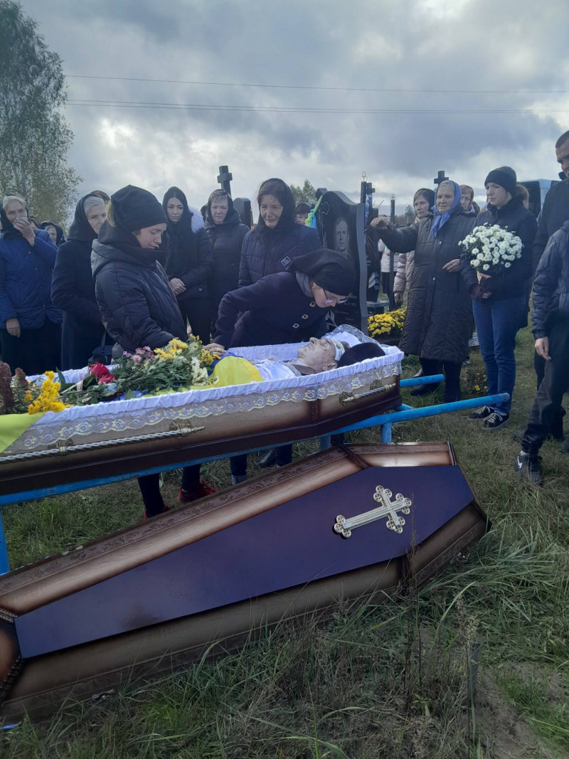 Серце воїна зупинилося у лікарні: на Волині попрощалися із захисником Богданом Світачем