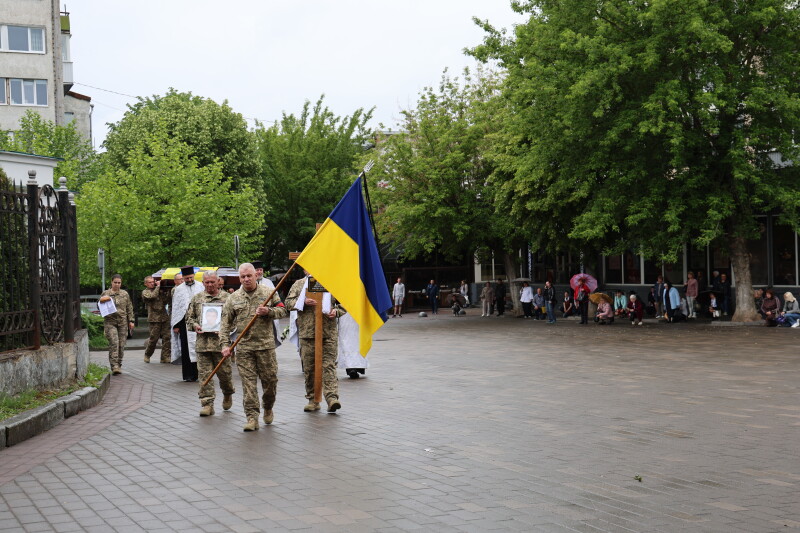 У Луцьку попрощалися з Героєм Валерієм Васейчуком