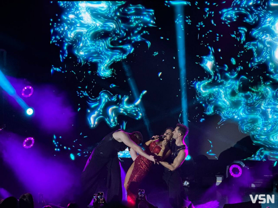 Анна Трінчер запалила Луцьк: тепло, жіноча енергія й пісні для душі