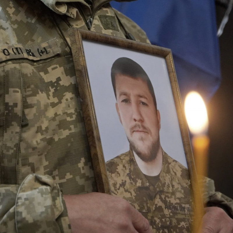 Тричі приходив до військкомату та просився на службу: на Волині поховали 31-річного Героя Віталія Кузмяка