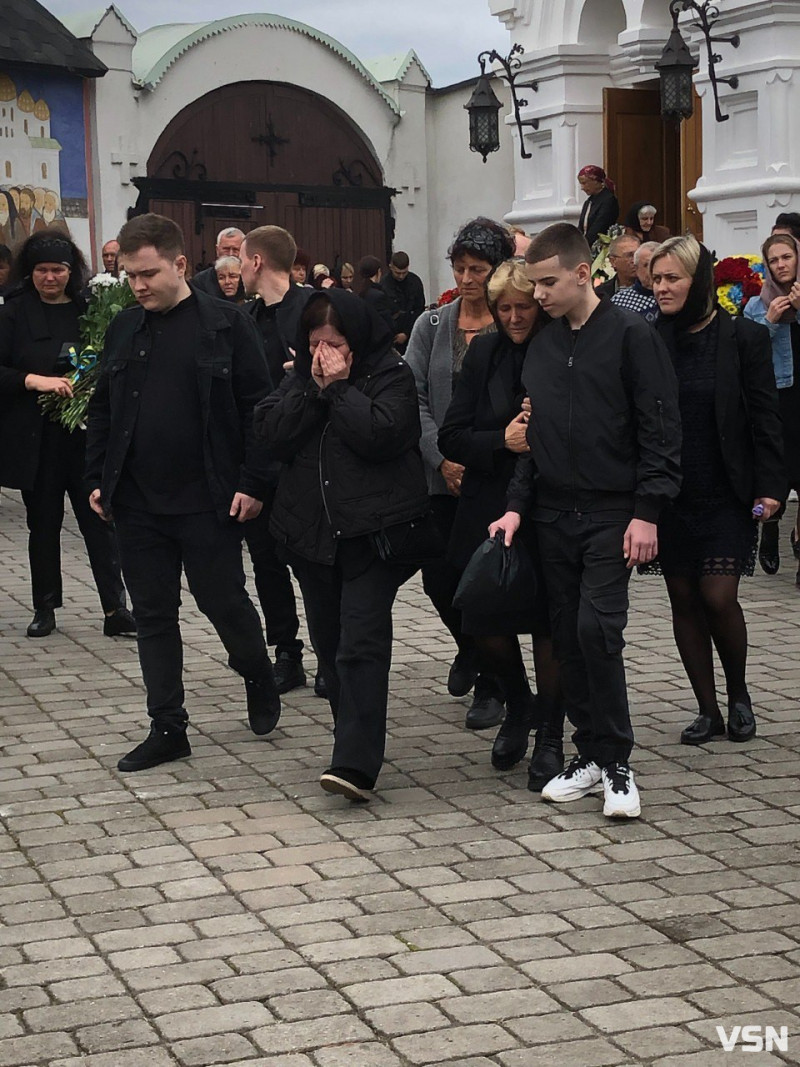 Разом із ним загинули ще двоє полковників: у Зимненському монастирі відспівали офіцера Олександра Никитюка