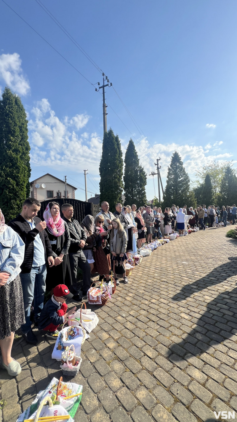 У селі Боратин біля Луцька освятили великодні кошики. Фото