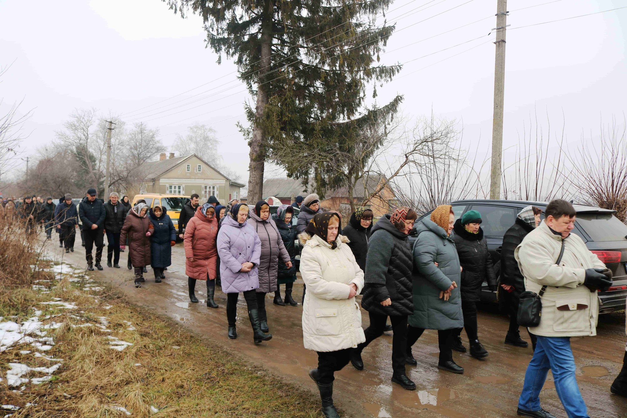 Помер дорогою додому: у Луцькому районі поховали молодого військового Івана Фліса