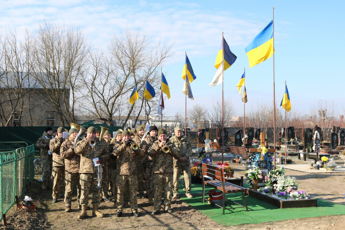 Довгий час вважався зниклим безвісти: на Волині в останню дорогу провели Героя Степана Гебу