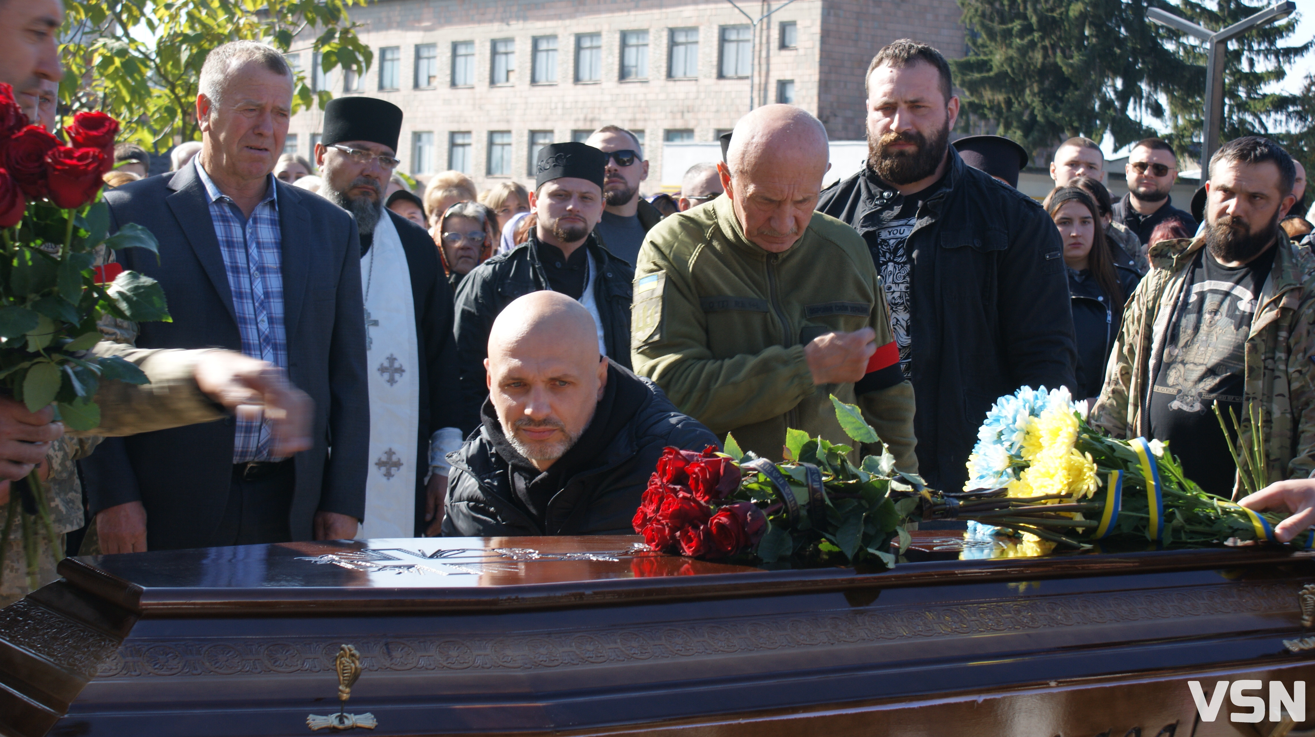 Це був справжній командир, яких мало: на Волині провели в останню дорогу «Народного Героя України» Павла Чайку