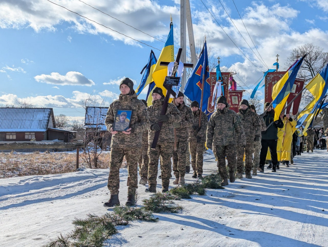 Пережив війну, а вдома збили дві машини: на Волині провели у вічність солдата Сергія Заболотського