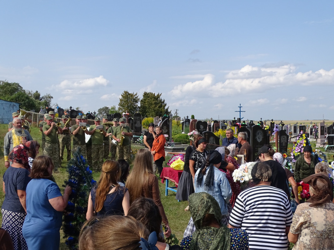 Трагічний день: на Волині попрощались з Героєм Юрієм Дарчиком