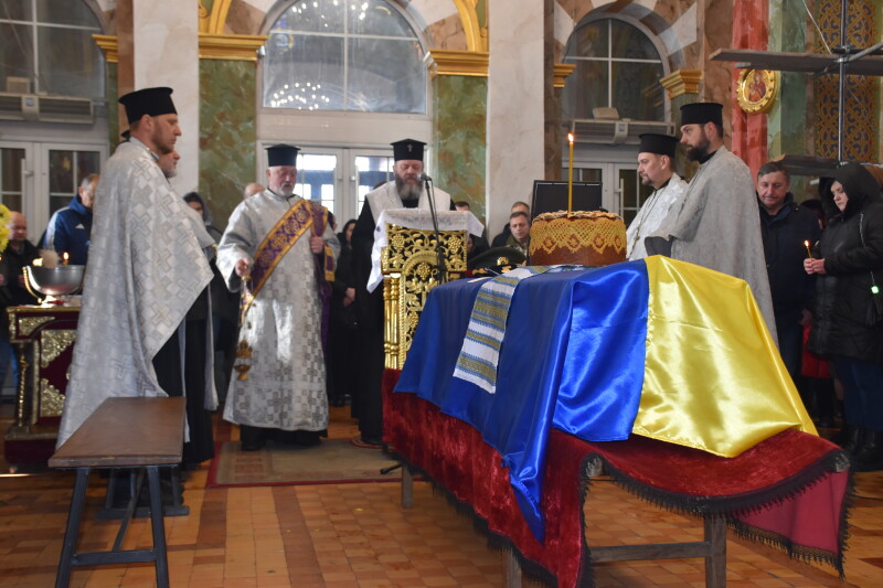 Героїчно загинув у складі екіпажу гелікоптера: у Луцьку попрощалися із 25-річним штурманом-льотчиком Ярославом Сачиком