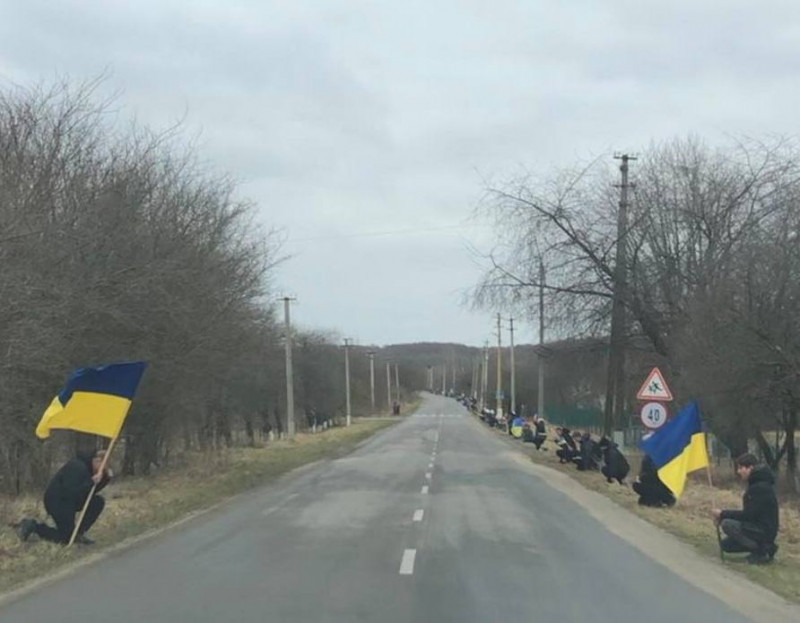 Рано втратив батьків: на Волині попрощалися із молодим Героєм Тарасом Сохацьким