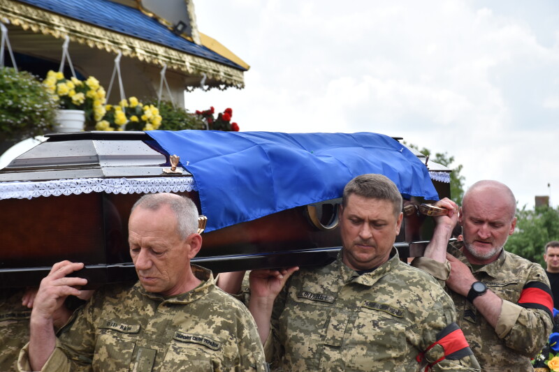 На Волині поховали Героя Олександра Шишка, який загинув 11 місяців тому