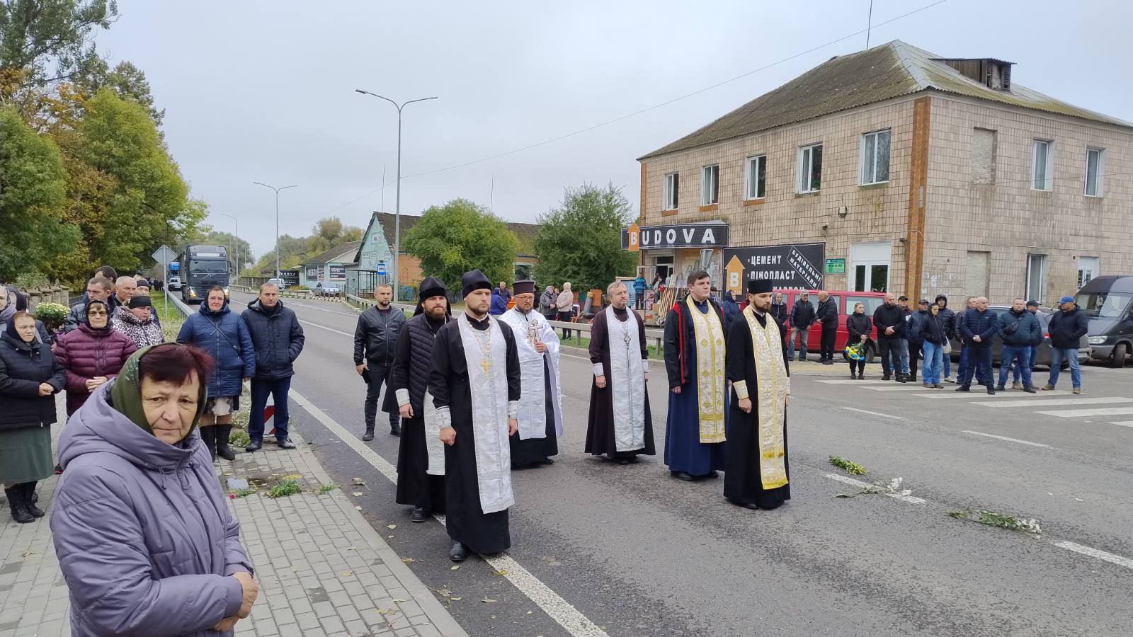 Загинув унаслідок ворожого обстрілу: на Волині попрощались з Героєм Іваном Горбачем