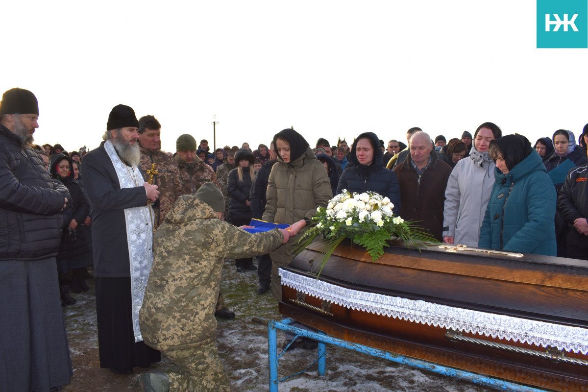 Серце воїна не витримало побаченого й пережитого: на Волині поховали Героя Олександра Куринчука