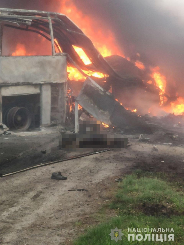 У ДТП на Рівненщині зіткнулись автобус та бензовоз, 16 загиблих