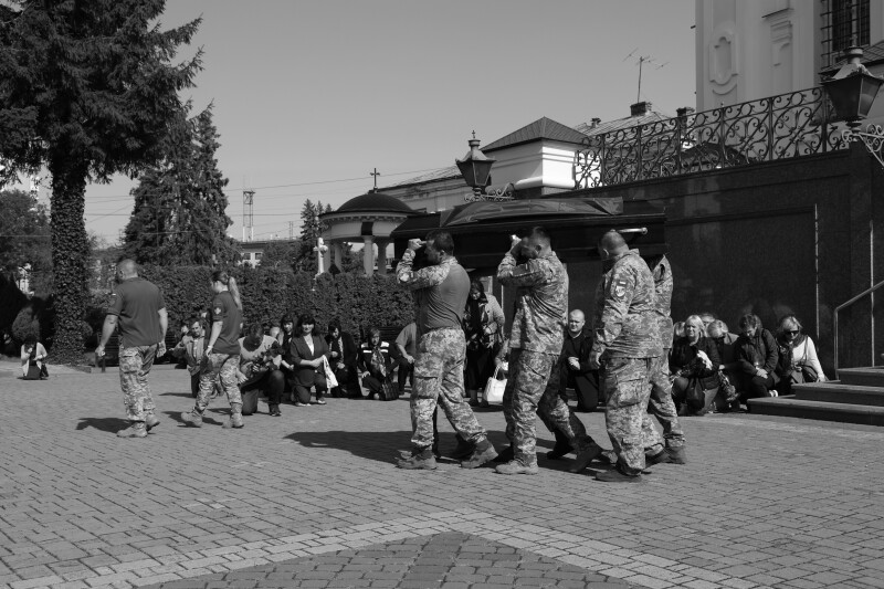 Помер у російському полоні, але не зрадив присязі: у Луцьку попрощалися із захисником України Борисом Борисюком