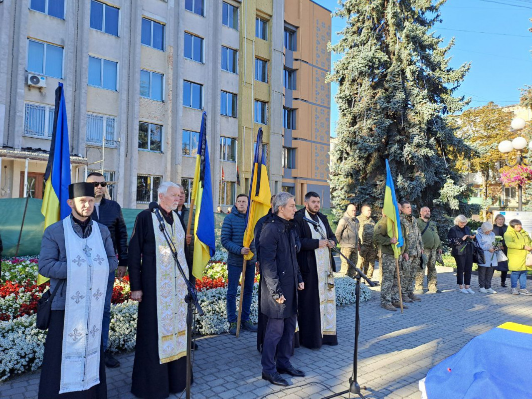 Лікарі боролися за його життя. Але, на жаль, урятувати не вдалося: на Волині попрощалися з Героєм Ігорем Гембицьким
