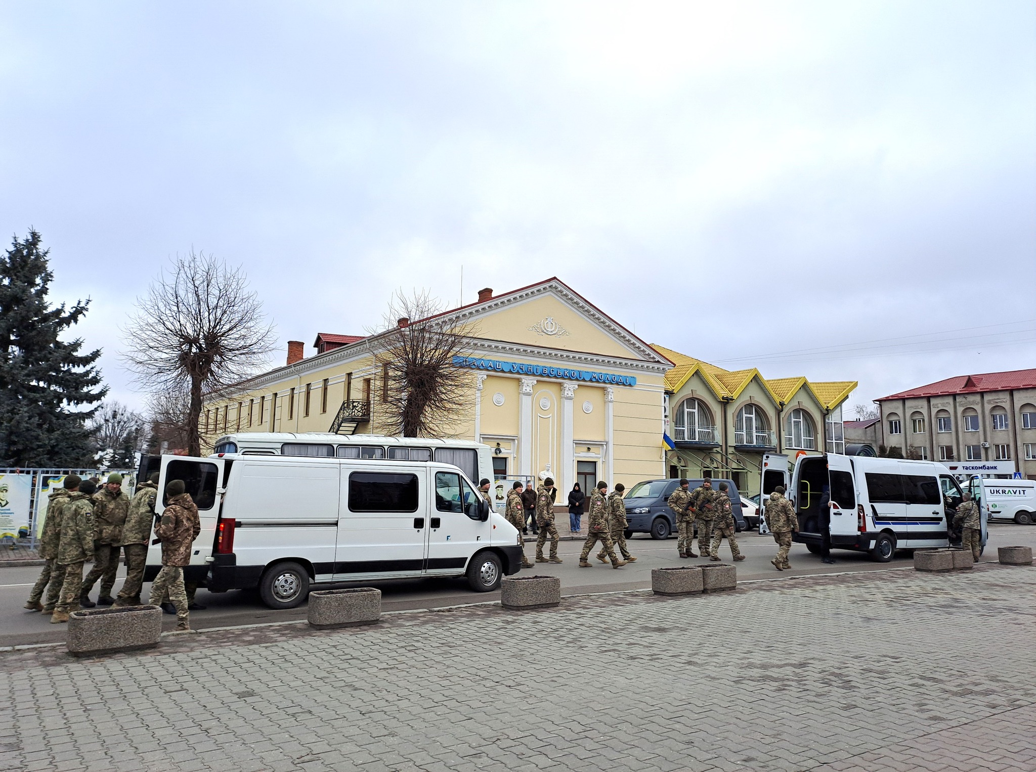 Загинули в один день на Харківщині: на Волині поховали двох Героїв - Миколу Бобра та Євгенія Кукола