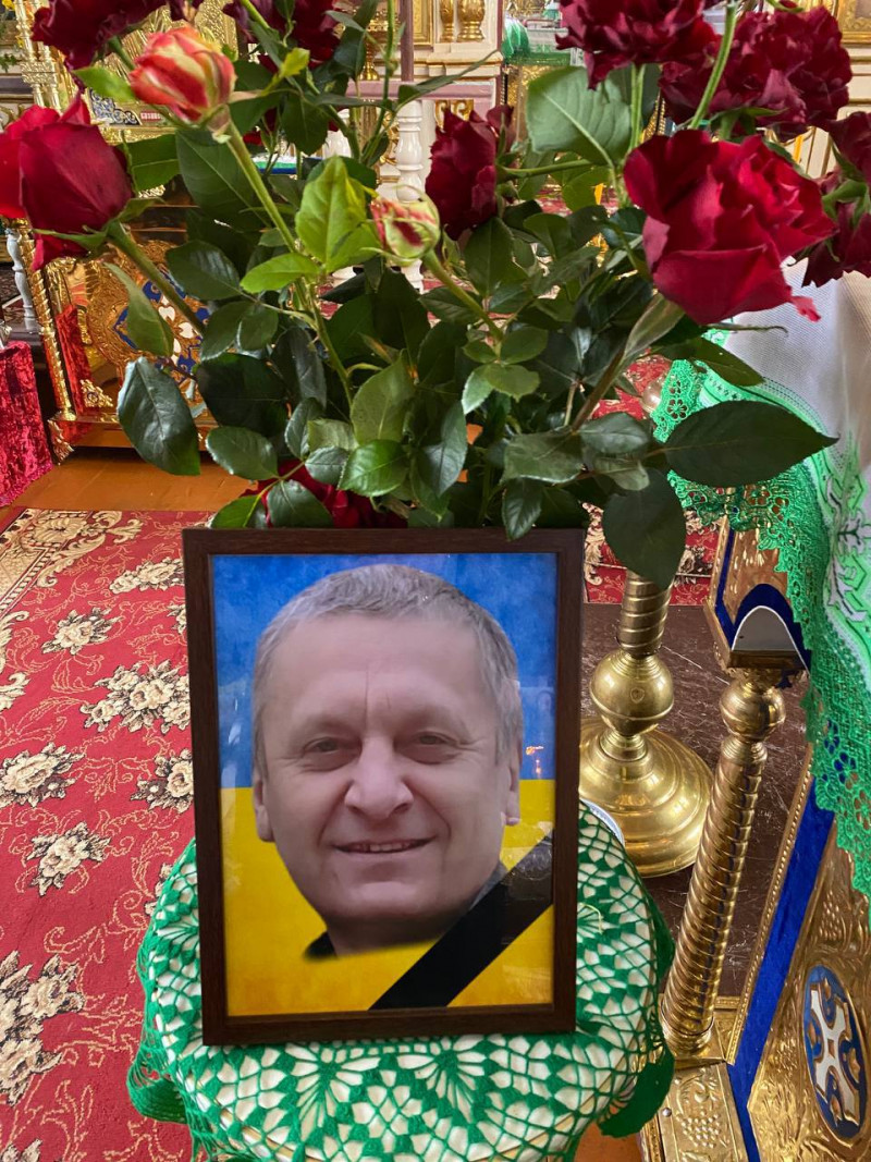 Серце зупинилося завчасно та несподівано у лікарні: на Волині поховали захисника Вадима Муца