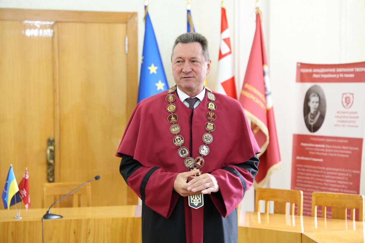 У волинському виші випускники-магістри інституту неперервної освіти отримали дипломи