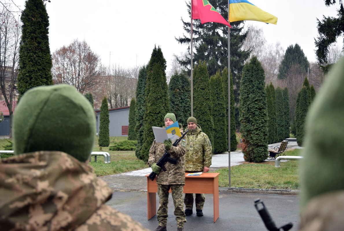 У Луцьку новобранці-прикордонники склали військову присягу