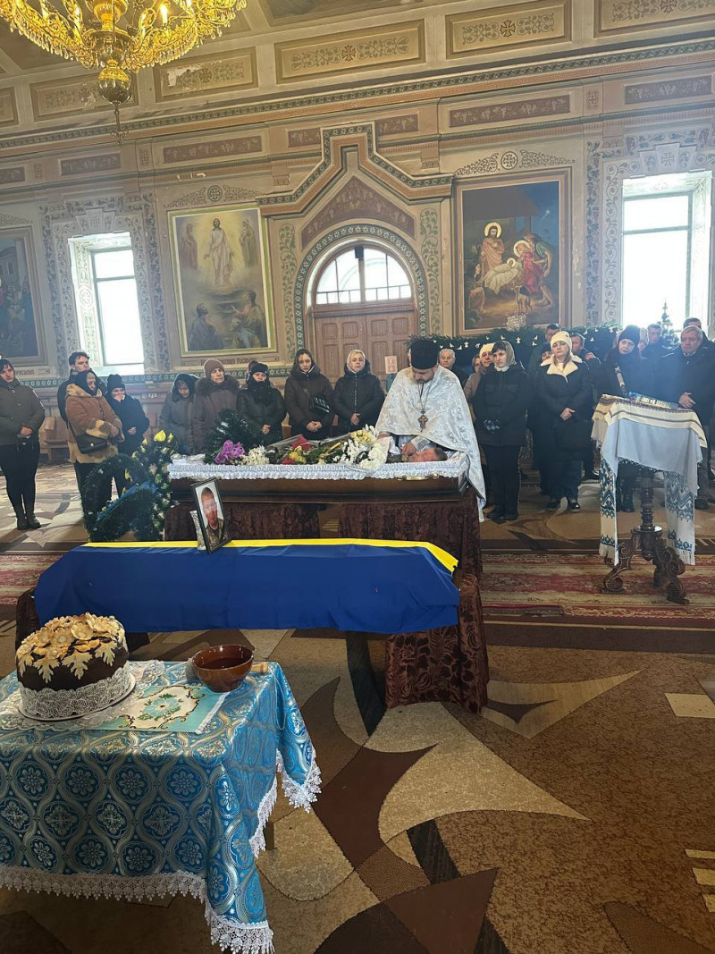 Зі сльозами та молитвою: Волинь провела на вічний спочинок воїна Андрія Велимця