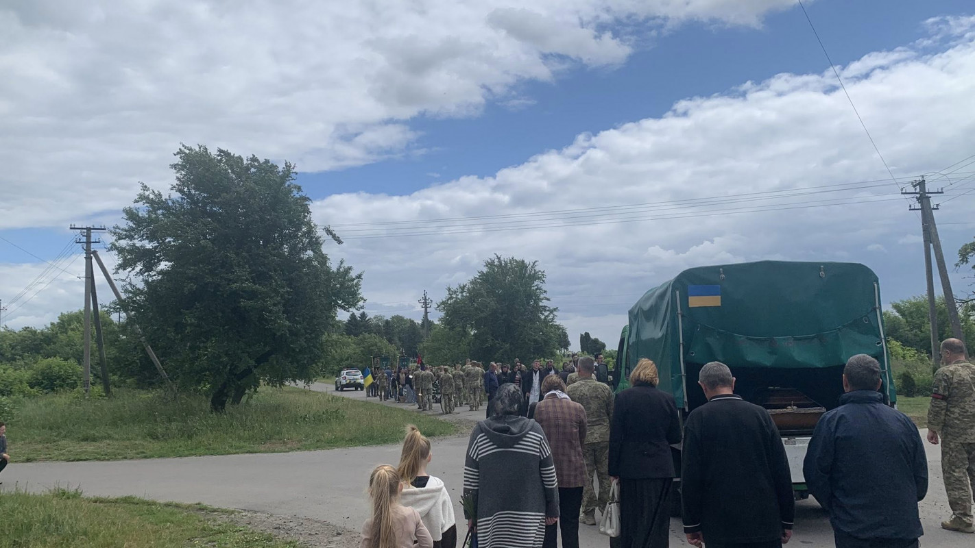 Загинув понад рік тому у Курській області: на Волині поховали Героя Віталія Борилюка