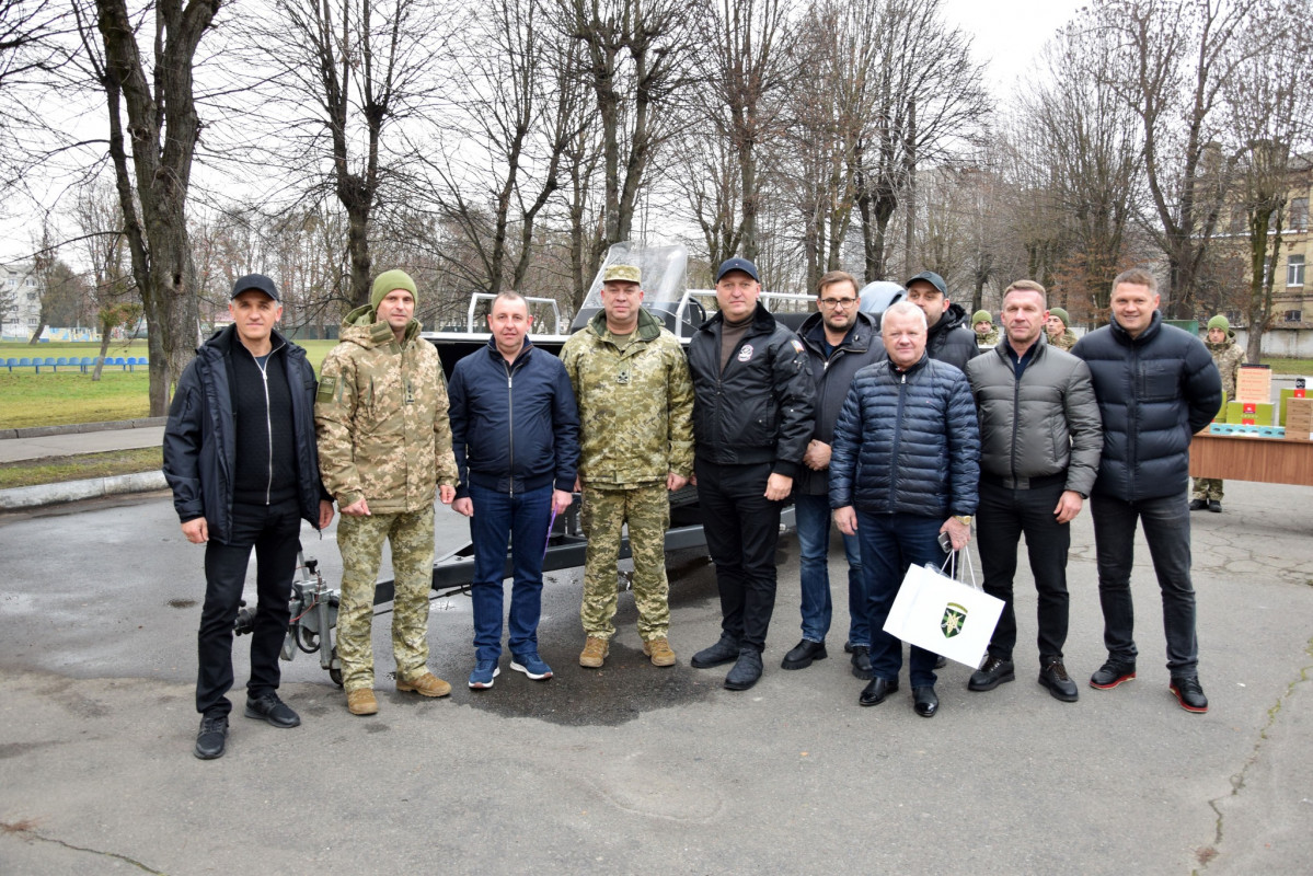 Як волонтери Волині допомагають прикордонникам на передовій