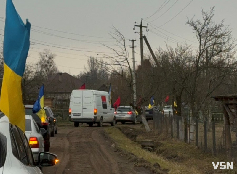 Осиротіли донечка і син: «на щиті» востаннє додому повернувся Герой з Волині Сергій Челяда