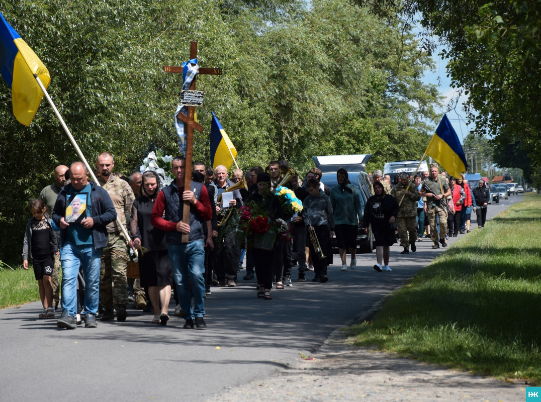 Вважався зниклим безвісти: на Волині в останню дорогу провели Героя Сергія Остимчука