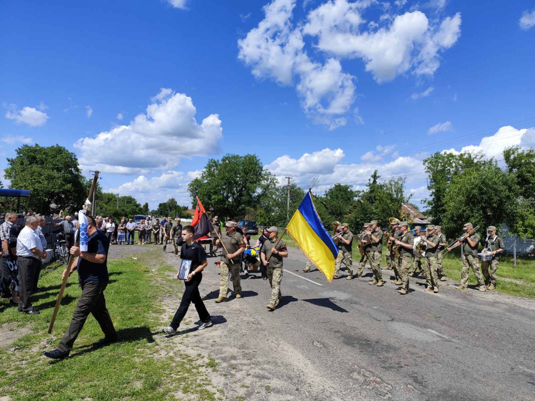 Загинув у травні минулого року: на Волині поховали Героя Руслана Приходька, який довгий час вважався зниклим безвісти