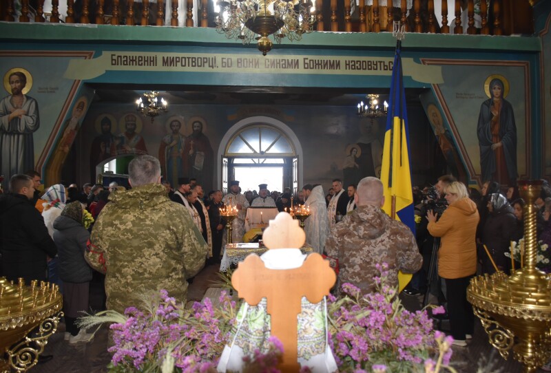 Загинув понад рік тому: у Луцькому районі провели в останню путь військовослужбовця Сергія Хомича