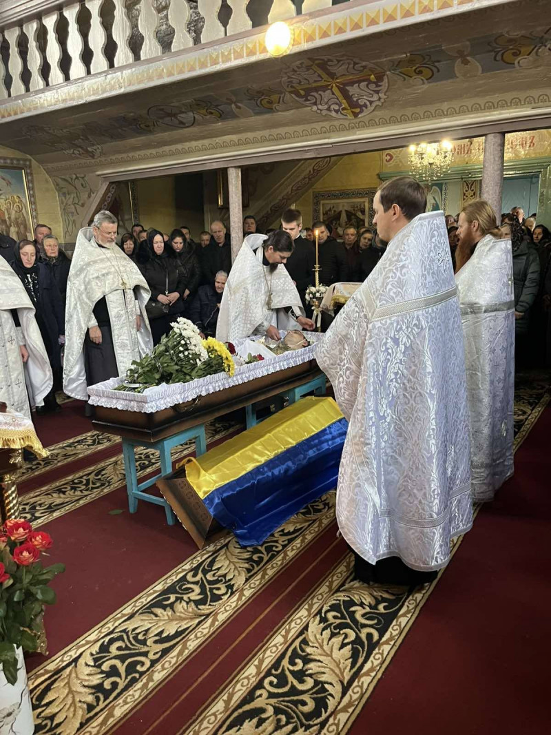Кілька днів не дожив до 33-річчя: на Волині попрощалися з молодим Героєм Олександром Біруком