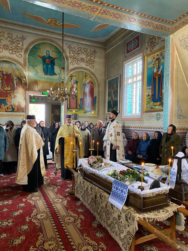 Серце зупинилося завчасно та несподівано у лікарні: на Волині поховали захисника Вадима Муца